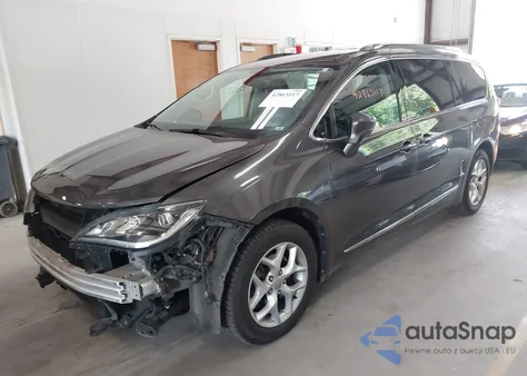 2018 Chrysler Pacifica Touring L z USA, uszkodzony, nr VIN 2C4RC1BG4JR128487